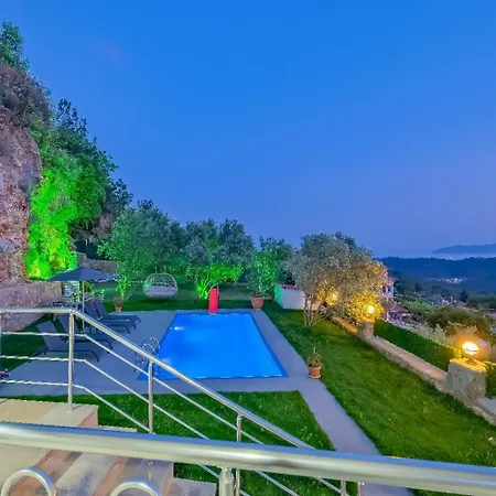 Umut Villa